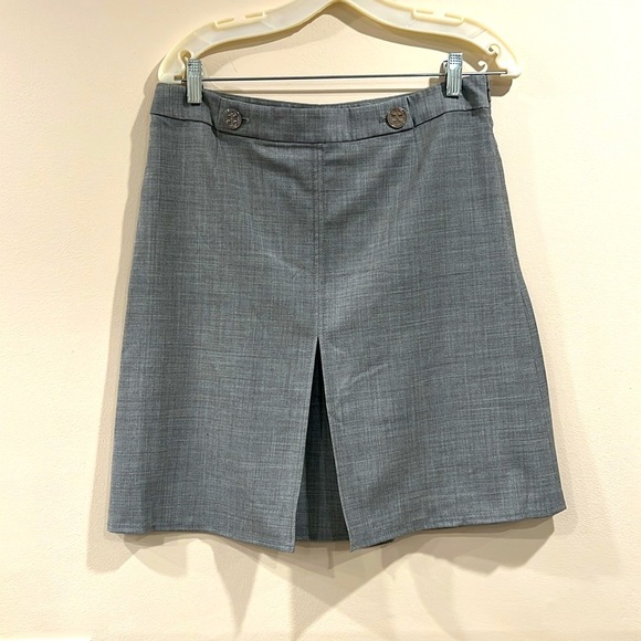 🔥Tory Burch Elegant Gray Skirt🔥 - Picture 1 of 7